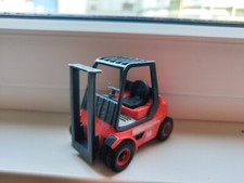 KIK Linde Gabelstapler rot alt 1:24 defekt