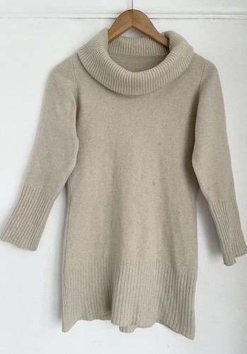 Johnstons elgin wool - of,