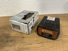 Stihl AP 300 S C blinkt nur