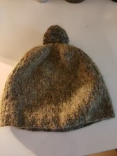 Winter selbst gestrickt Mütze Handarbeit Farbe Olive Alpaka Mohair Weich