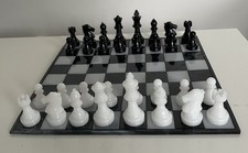 Schachspiel Marmoroptik