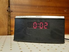 Radiowecker "Universum UR 135, Alarm Clock Radio, 6 Watt