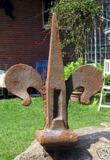 1 x Riesige, Zaunspitze, Metallspitze, Pfeiler,  französische Lilie, Spitze