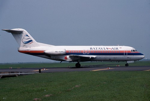 Batavia air fokker f28 - batavia, air,