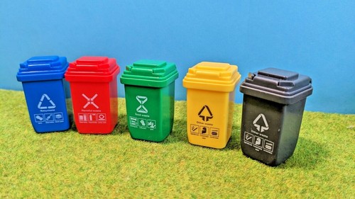 Mülltonnen gelb rot - gelb,, grün