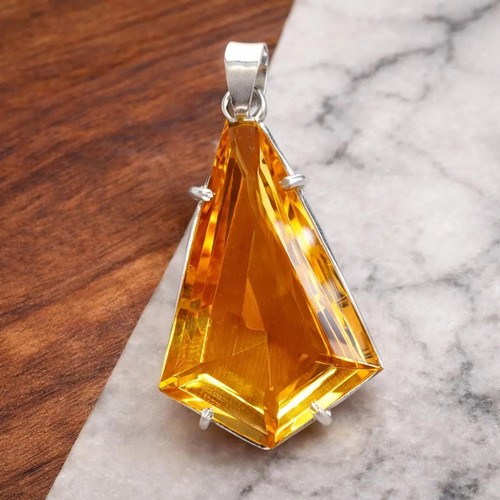Hellgelber zitrin farbe - 40+,