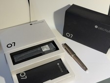 Otto Hutt Design 07 Sterling