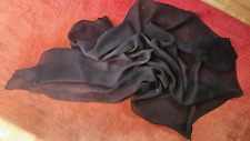 schwarzes Seidentuch, reine