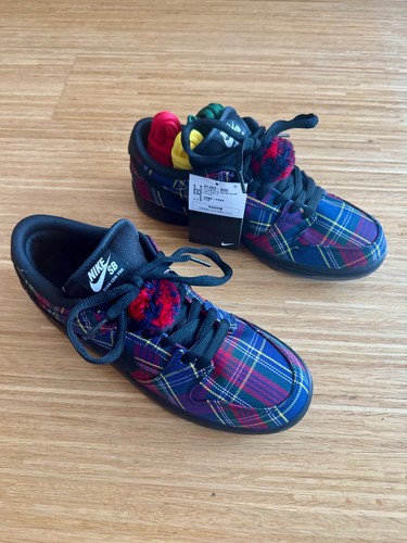 Nardwuar navy nike dunk low - nardwuar,