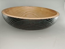 Schale aus Eschenholz, farbig