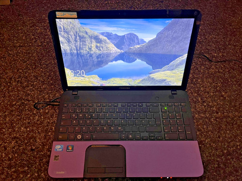Toshiba satellite c855 1q2 - toshiba,