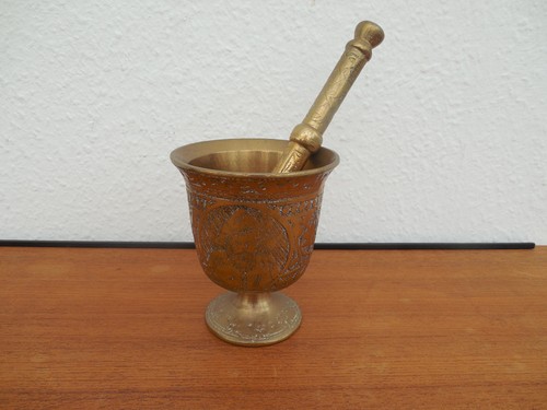 Mörser mit stößel - mörser, arzt