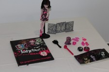 Monster High Puppe Draculaura + Jahrbuch   mit Zubehör # 57