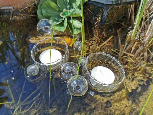 Schwimmsortiment teich brunnen - teich,