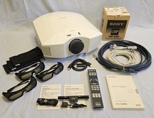 Sony 3D Beamer VPL-HW30ES
