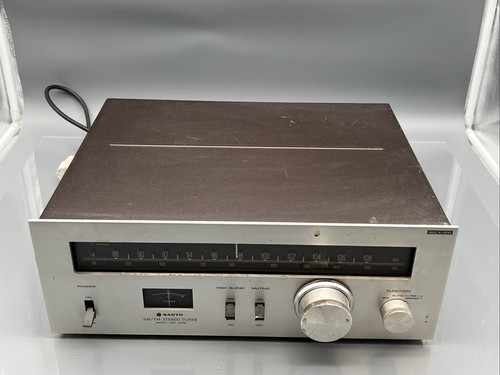 Sanyo fmt1001k stereo - am/fm,