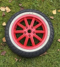 Vespa GTS Fuoco Felge rot Rad