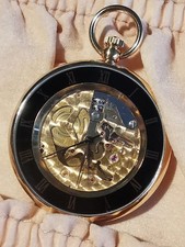 Taschenuhr Skelett Fenster