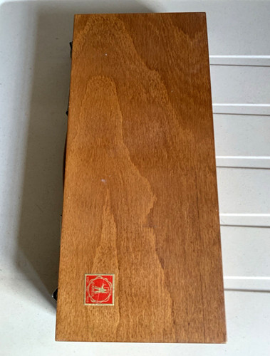 Holzkiste aus holz braun mit - holz,