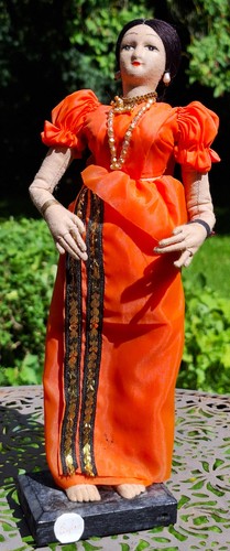 Trachten puppe frau aus sri - aus,