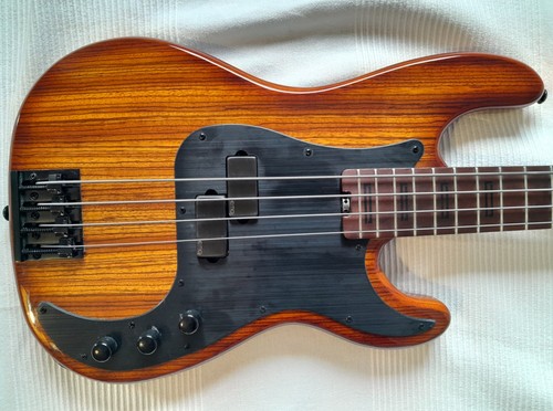 Schecter exotic precision - schecter, p4