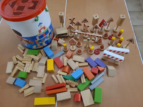 Holzspielzeug verkehrschilder - holzspielzeug,