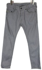 Diesel Iakop Regular Slim-Tapered 0824H Herrenjeans W28/L34 Grau Knopf Fly