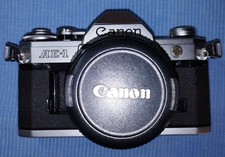 Canon AE-1 mit Lens FD 50mm