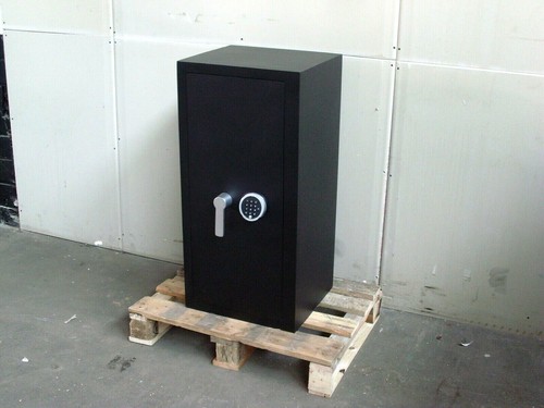 Tresor ecb grad en1143 1 - tresor, i