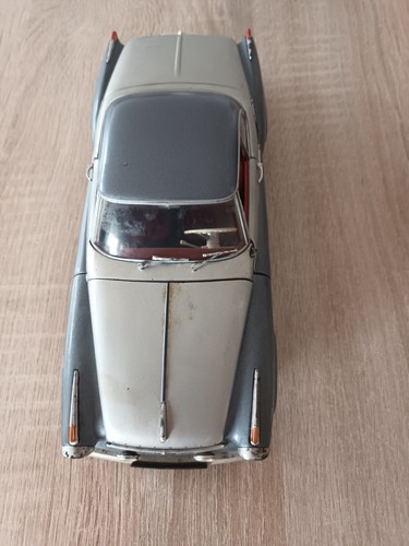 Modell borgward isabella - modell,