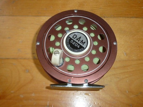 Fly fishing reel - fly,