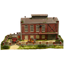 Industriegebäude „Farben