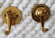 2 alte Messing Handtuchhalter