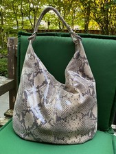HOBO - BAG - mit Phyton-Schlangenprägung - ECHTES LEDER-FARBE TAUPE-GRAU