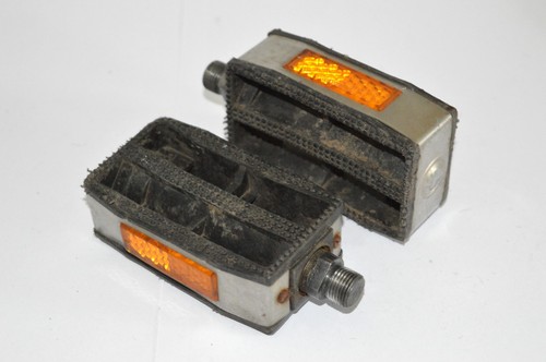 Paar - 1,
