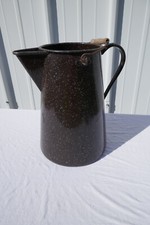 alte große Emaille Kanne