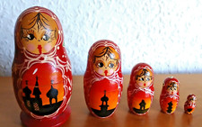 Russische Matroschka. Retro Matrjoschka. Babuschka Vintage-Matrjoschka 5 Puppen
