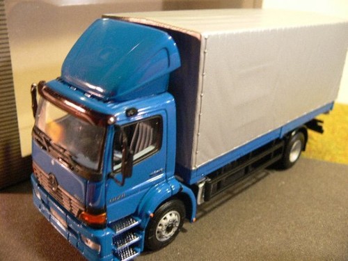 Minichamps atego blau - 1/43, mb
