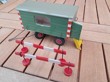 STEIFF Bauwagen mit Zubehör