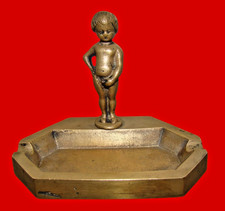 Aschenbecher figur manneken - aschenbecher, „manneken