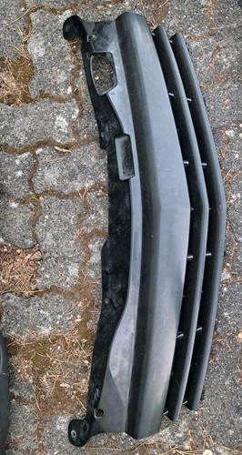Gebrauchter kühlergrill oben - kühlergrill,