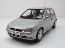 Opel Corsa B GSI 1993 silber