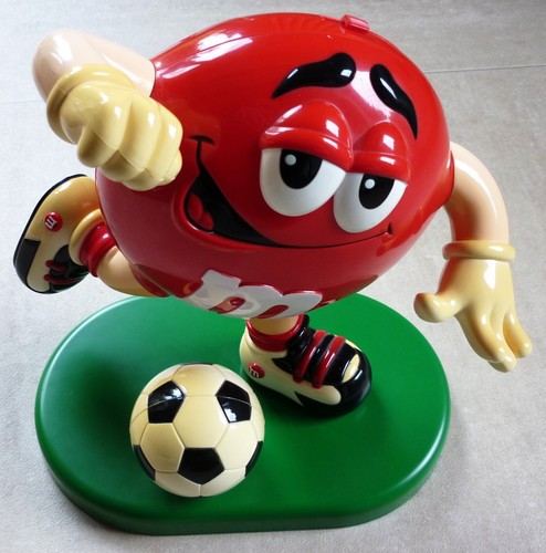 Spender fußball figur - m&ms,