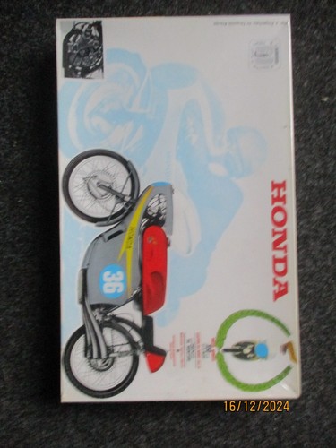 Protar honda racing bike - honda, /