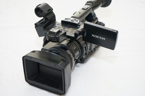 Pxw x200 three type exmor - 1/2-type,