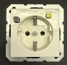 Jung SCHUKO®-Steckdose (RCD)