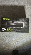 Shure SM7B professionelles dynamisches Studio-Gesangsmikrofon mit Nierencharakteristik SM-7B UK-WARE
