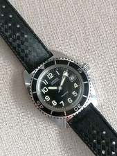 Oriosa International Quartz