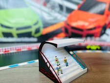 1:50 Tribüne Highstand