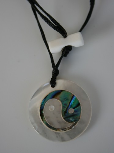 Muschel anhänger yin und yang - yin,